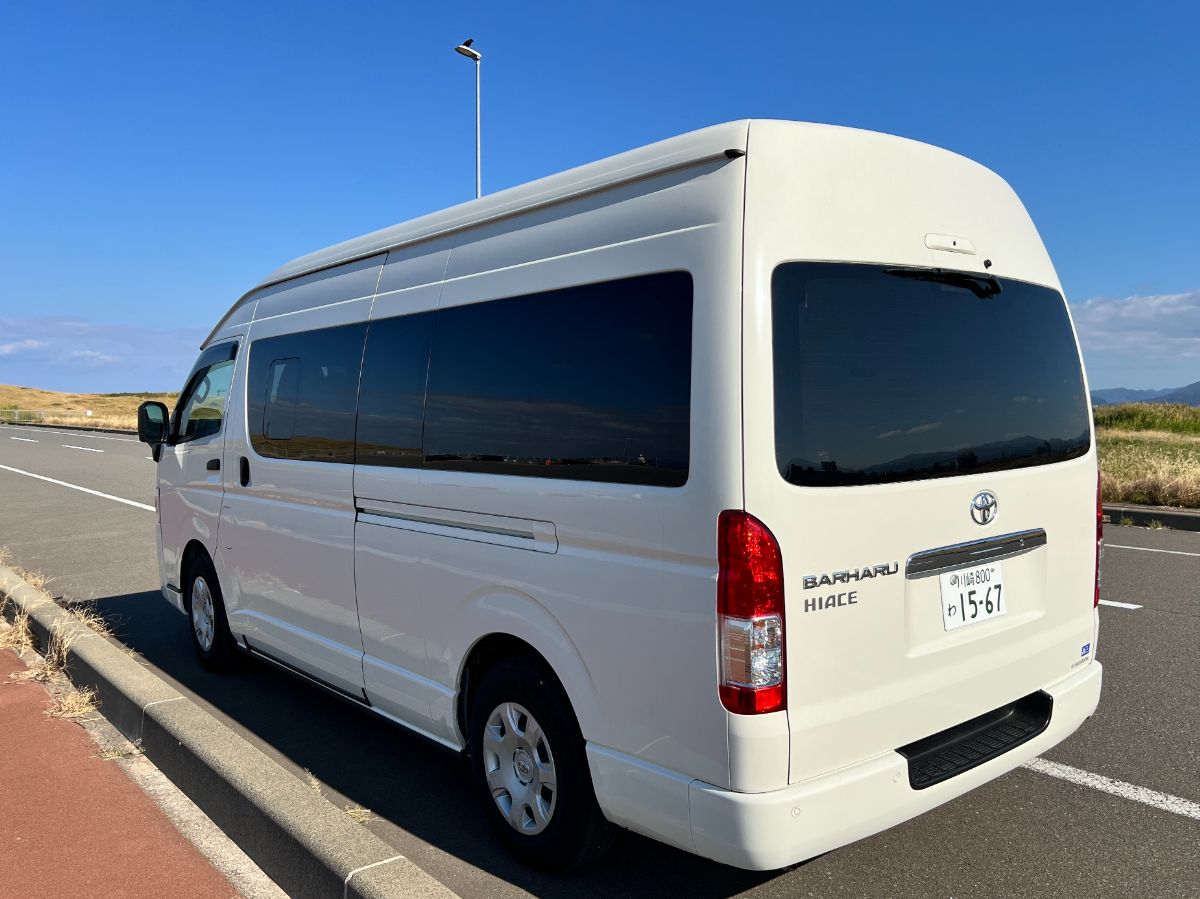 シンプルな外観に隠された驚きの空間